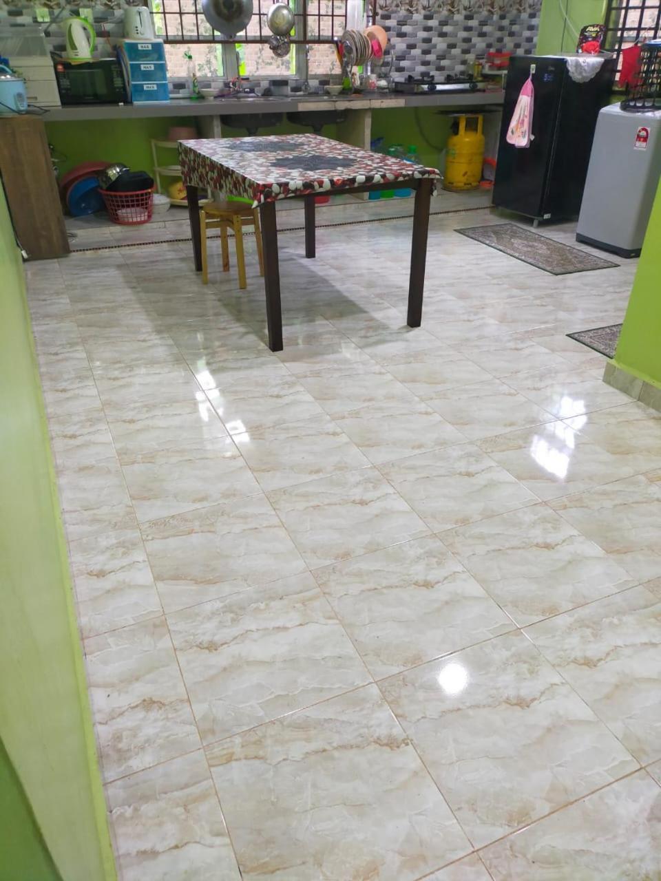 Rumah Persinggahan Di Kuala Terengganu Terengganu Homestay E ภายนอก รูปภาพ